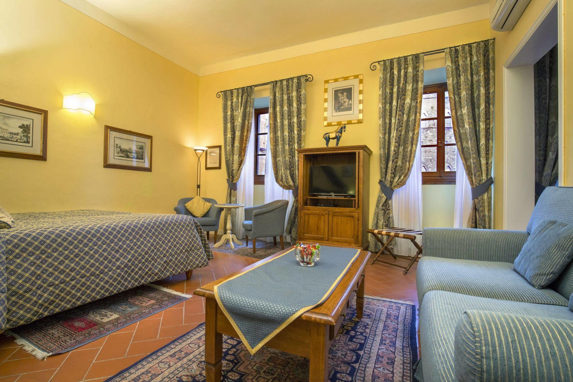 La Casa Del Garbo - Luxury Rooms&suite