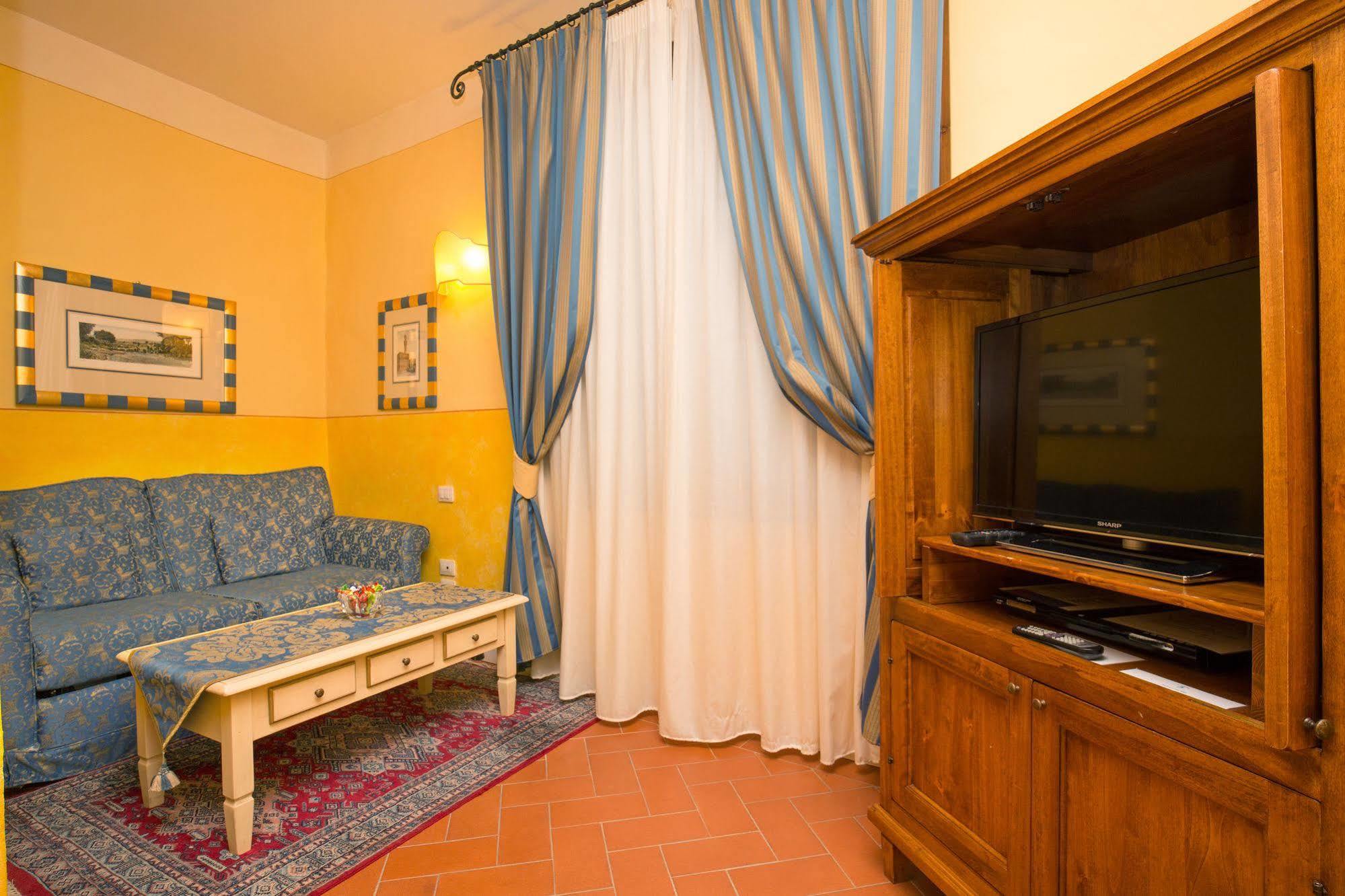 La Casa Del Garbo - Luxury Rooms&suite Bed and breakfast