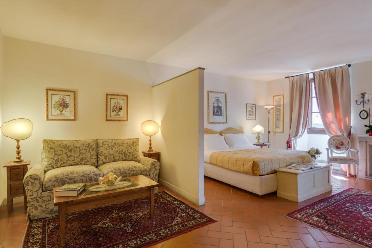 La Casa Del Garbo - Luxury Rooms&suite 3*